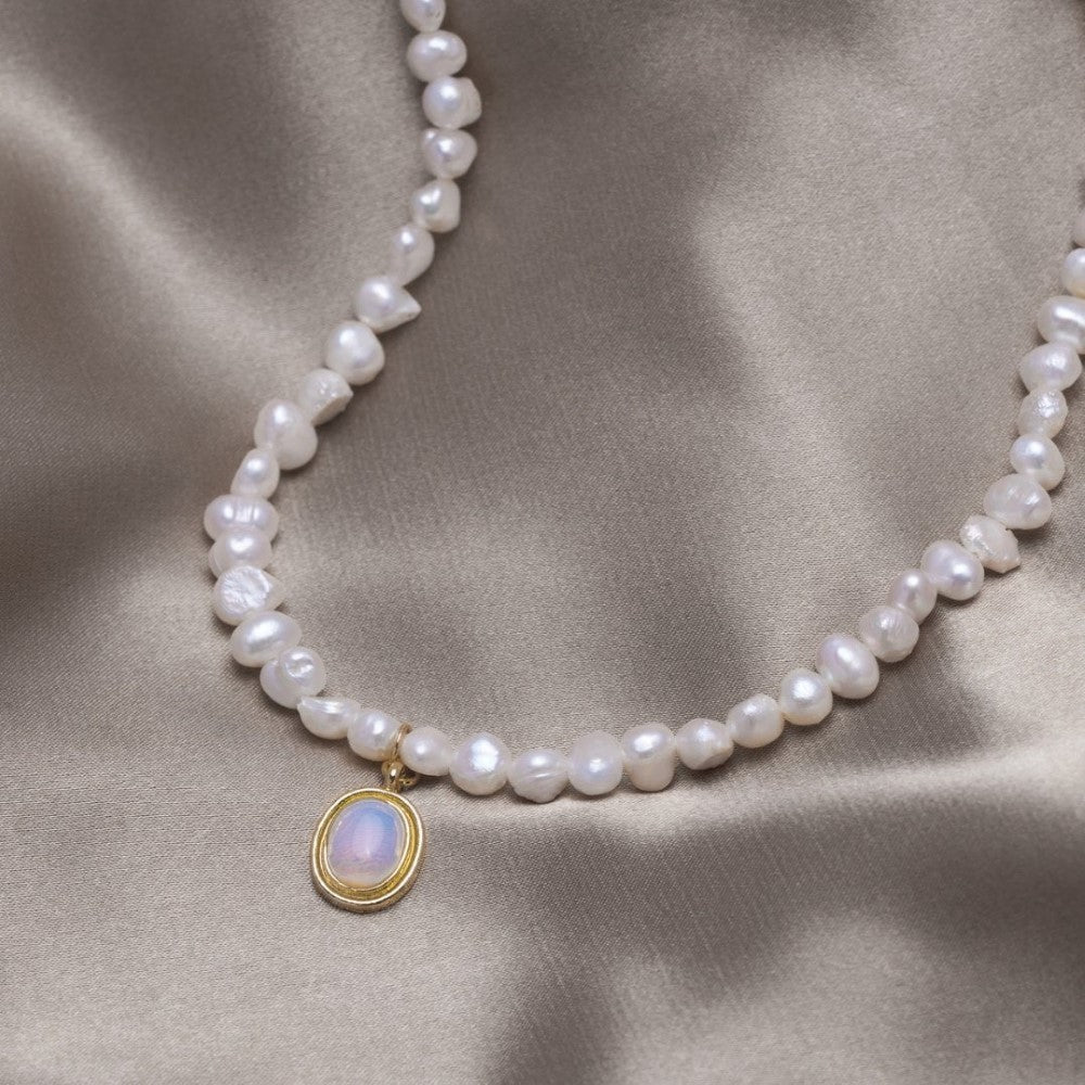 Pierre de Lune - Collier de perles