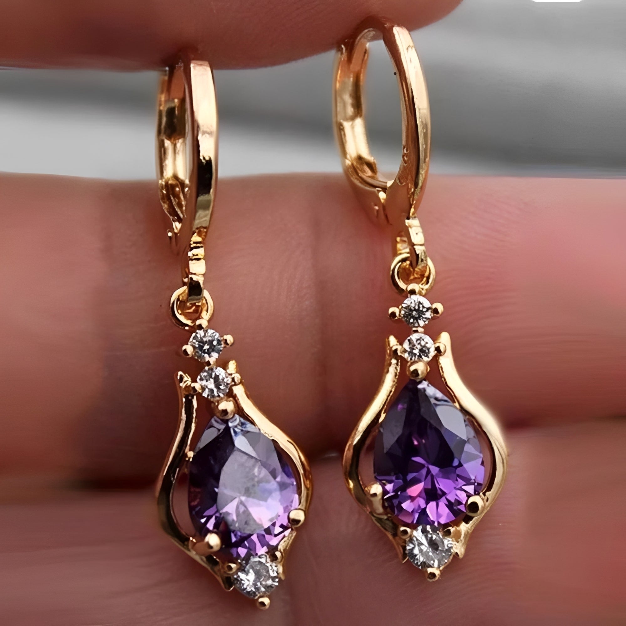 Kate - Boucle d'oreille en cœur arc-en-ciel