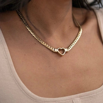 Ara – Collier cœur en or