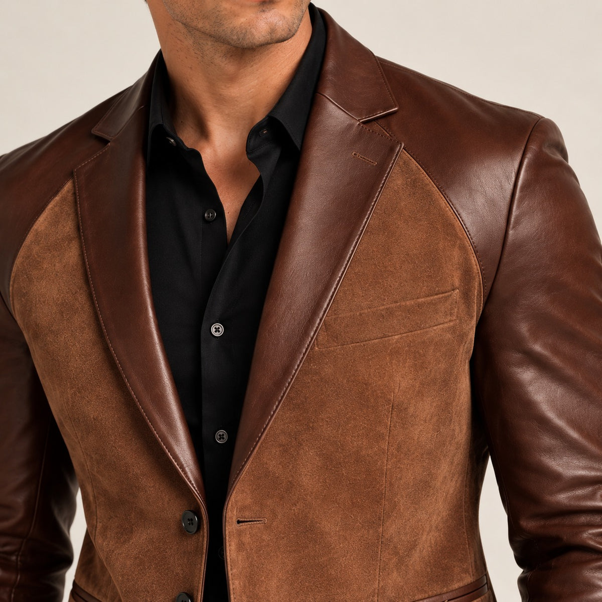 Blazer homme deux tons à coupe ajustée avec revers pointé et design moderne