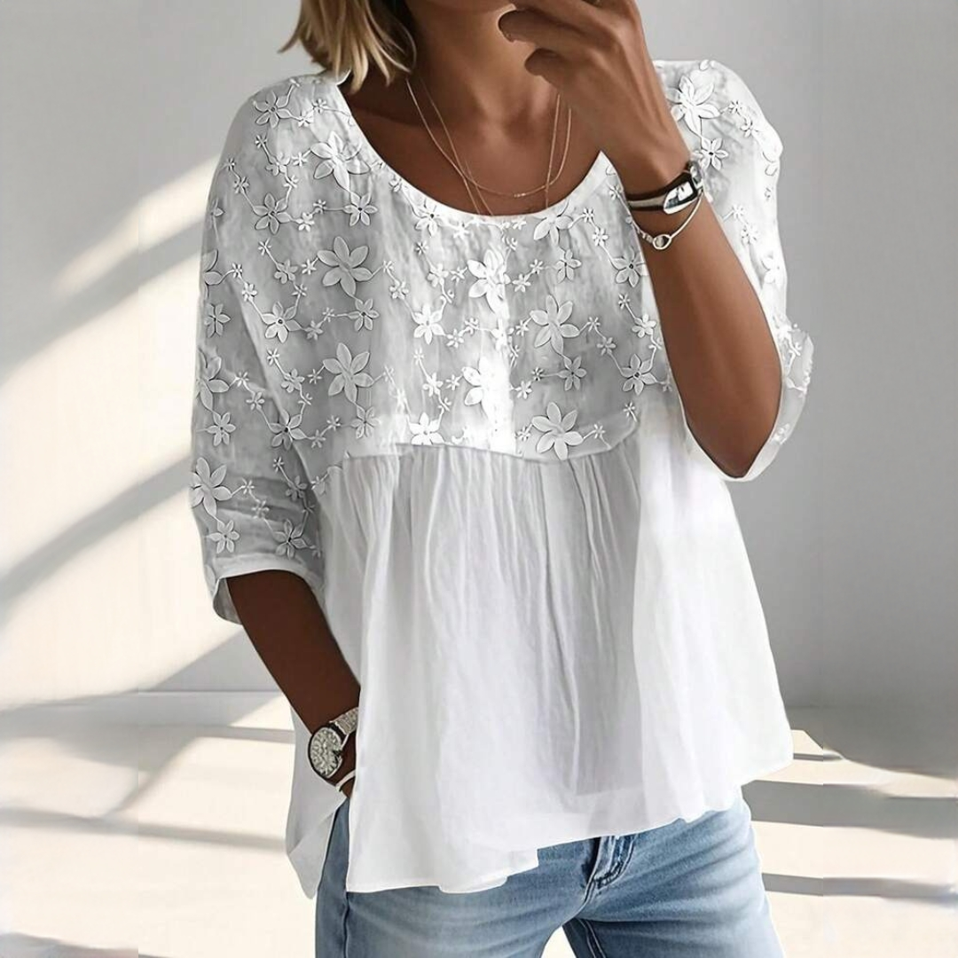 Blouse femme col en U à manches 3/4 - devant plissé à panneaux avec broderie florale, coupe décontractée