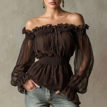 Blouse femme à épaules dénudées avec volants et taille smockée