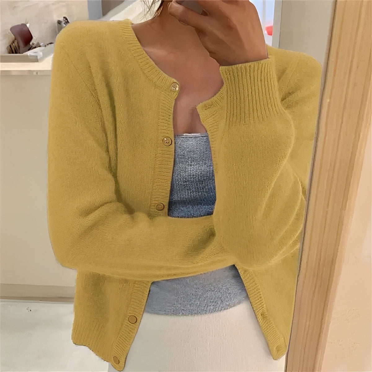 Cardigan femme à boutons, poignets côtelés, coupe régulière