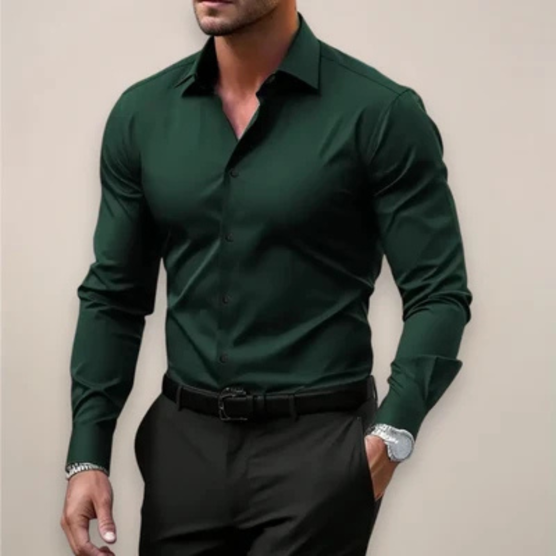Chemise homme à coupe ajustée, manches longues, boutons sur le devant, col pointu