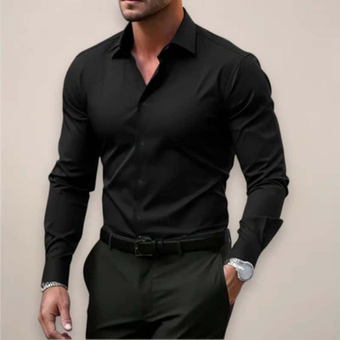 Chemise homme à coupe ajustée, manches longues, boutons sur le devant, col pointu