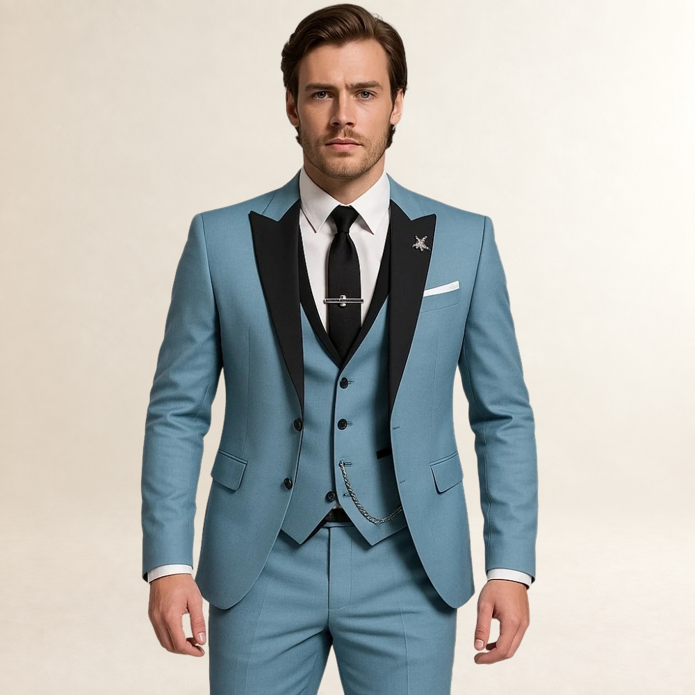 Costume trois pièces homme coupe slim avec revers pointus et gilet assorti