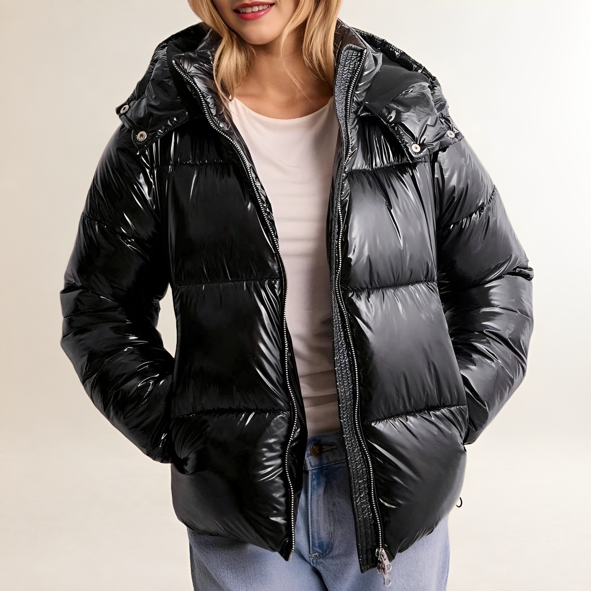 Doudoune femme rembourrée à capuche, zip, motif quilté et coupe régulière