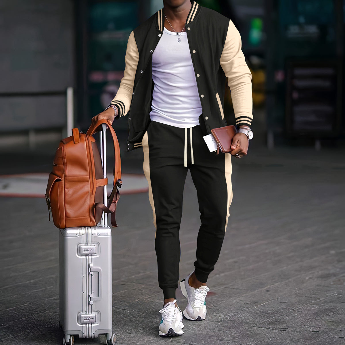 Ensemble de sport pour homme avec veste varsity color block et pantalon jogger - coupe régulière