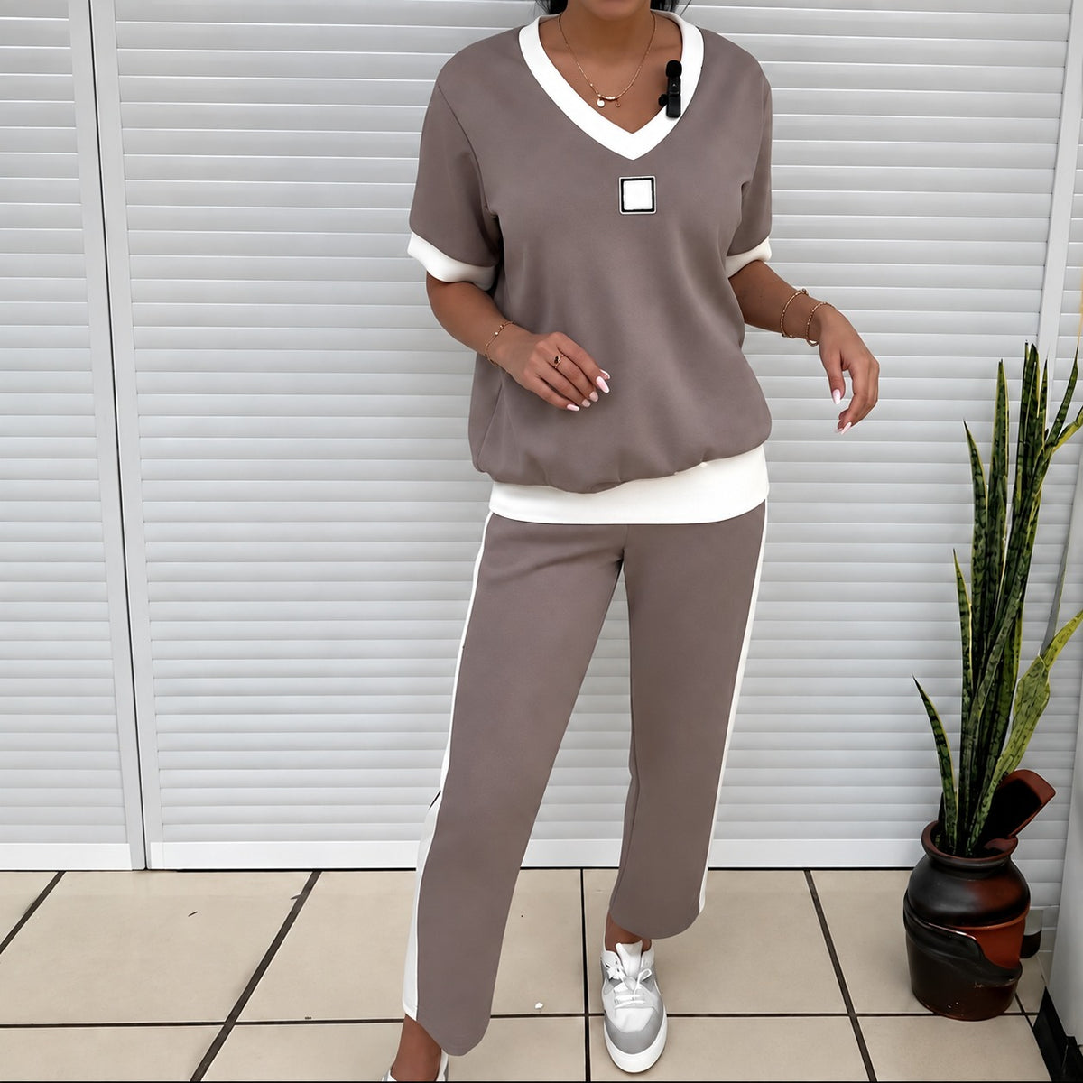 Ensemble deux pièces femme T-shirt à col V et pantalon droit à taille élastique