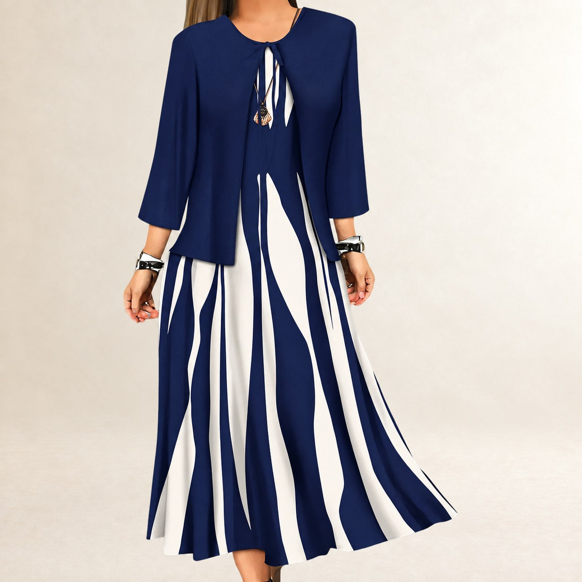 Ensemble robe deux pièces pour femmes - robe maxi à coupe en A sans manches, veste ouverte à manches trois-quarts, motif rayures verticales ondulées