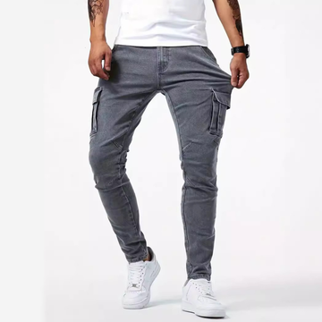 Hommes jeans cargos slim tapered - poches cargo à rabats sur les cuisses avec panneaux articulés et stretch
