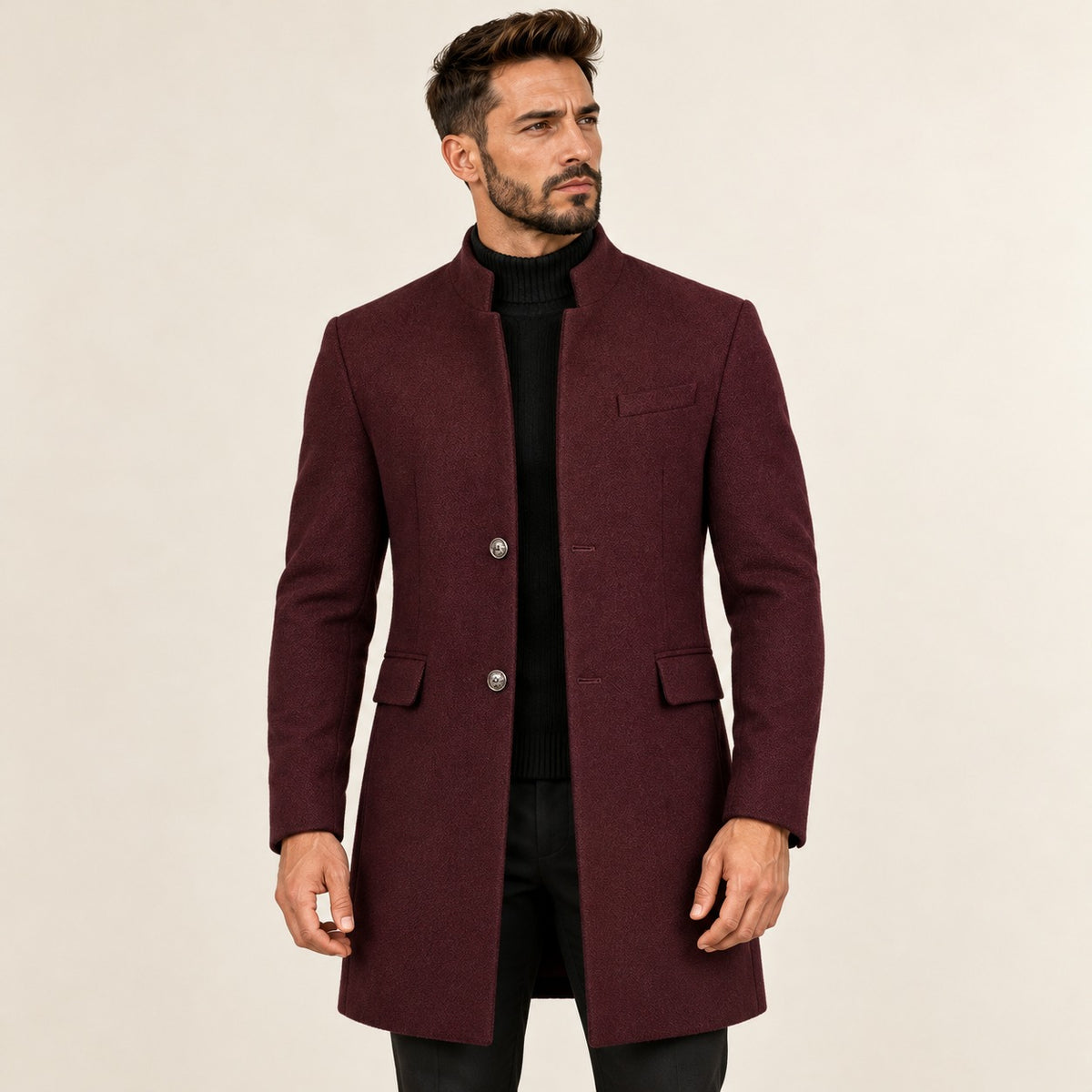 Manteau homme à col montant et fermeture bouton, coupe ajustée