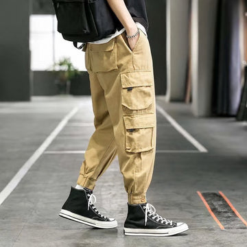 Pantalon cargo pour homme coupe tapered avec poignets élastiques et multiples poches