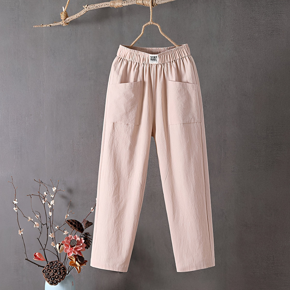 Pantalon femme à jambe droite ample, taille élastiquée, poches plaquées frontales, longueur 7/8
