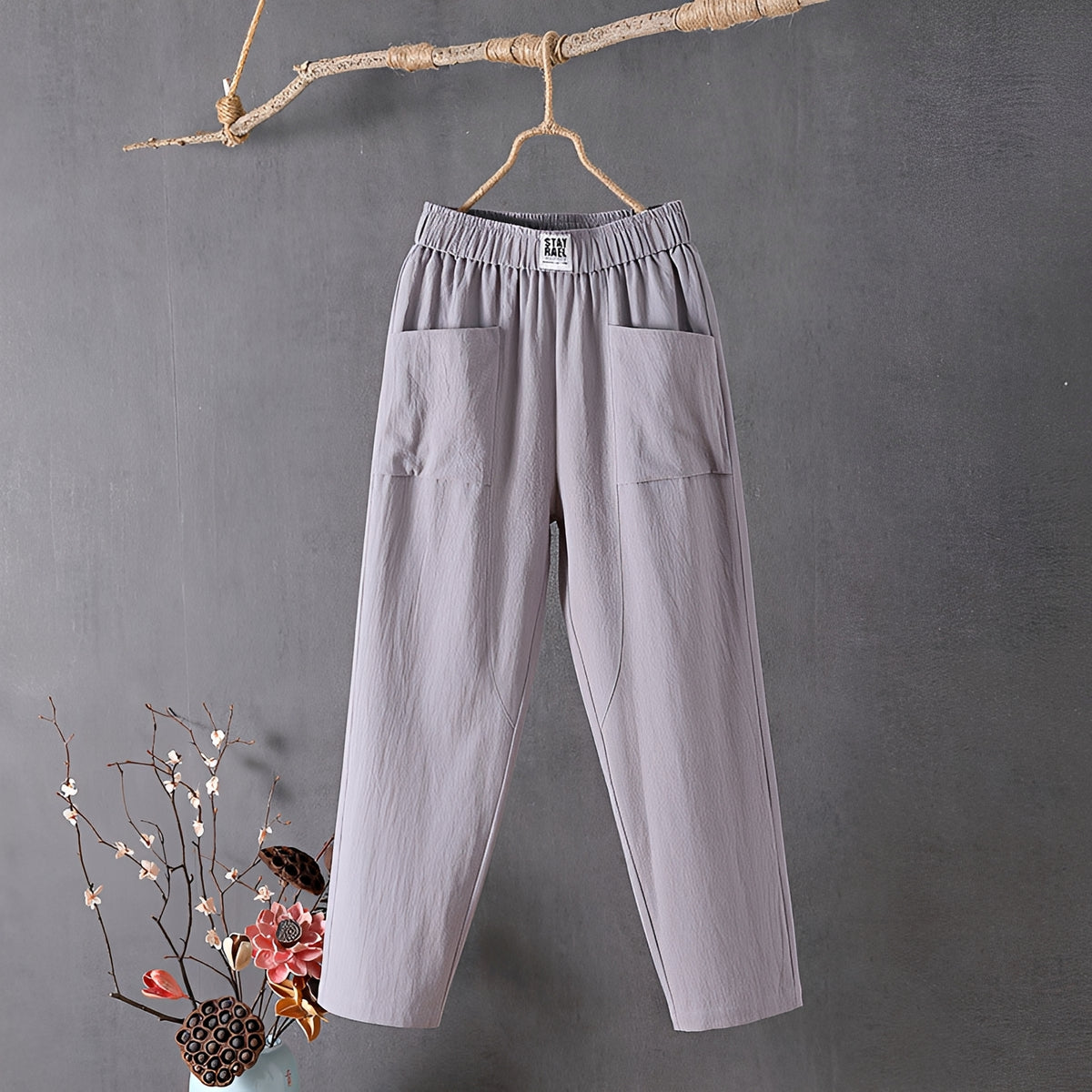 Pantalon femme à jambe droite ample, taille élastiquée, poches plaquées frontales, longueur 7/8
