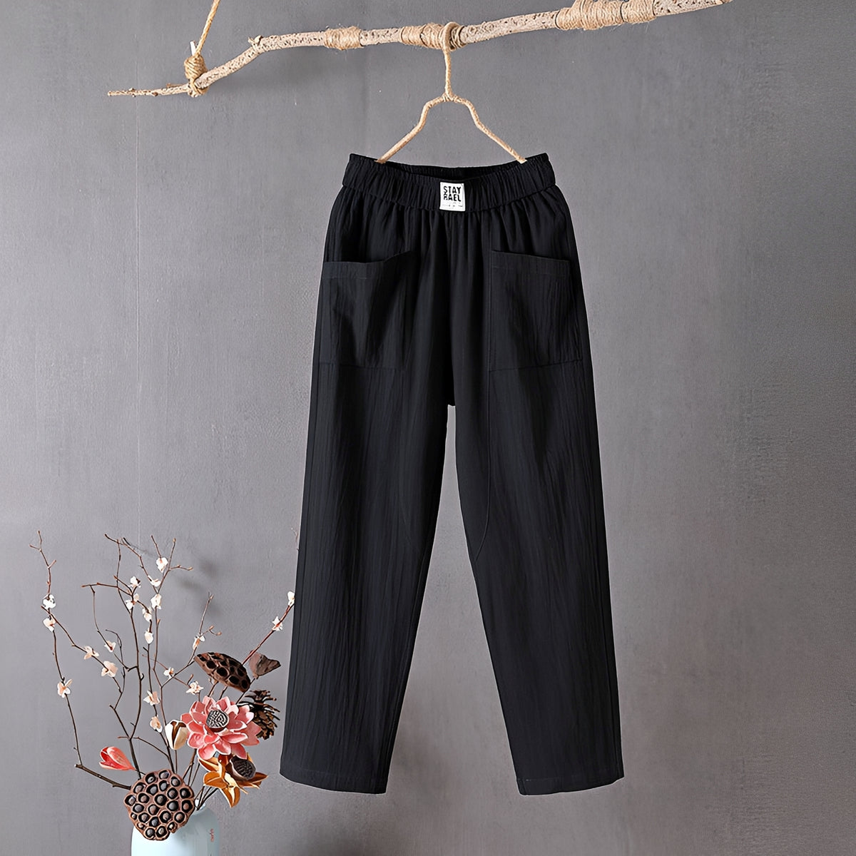 Pantalon femme à jambe droite ample, taille élastiquée, poches plaquées frontales, longueur 7/8