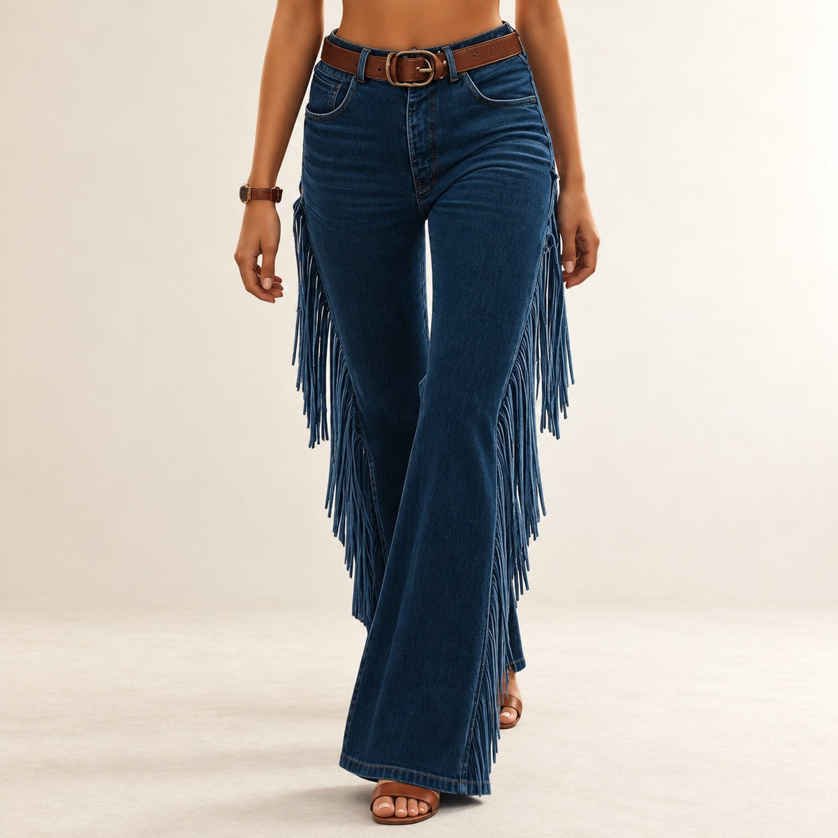 Pantalon flare femme à coupe large et détails franges côté