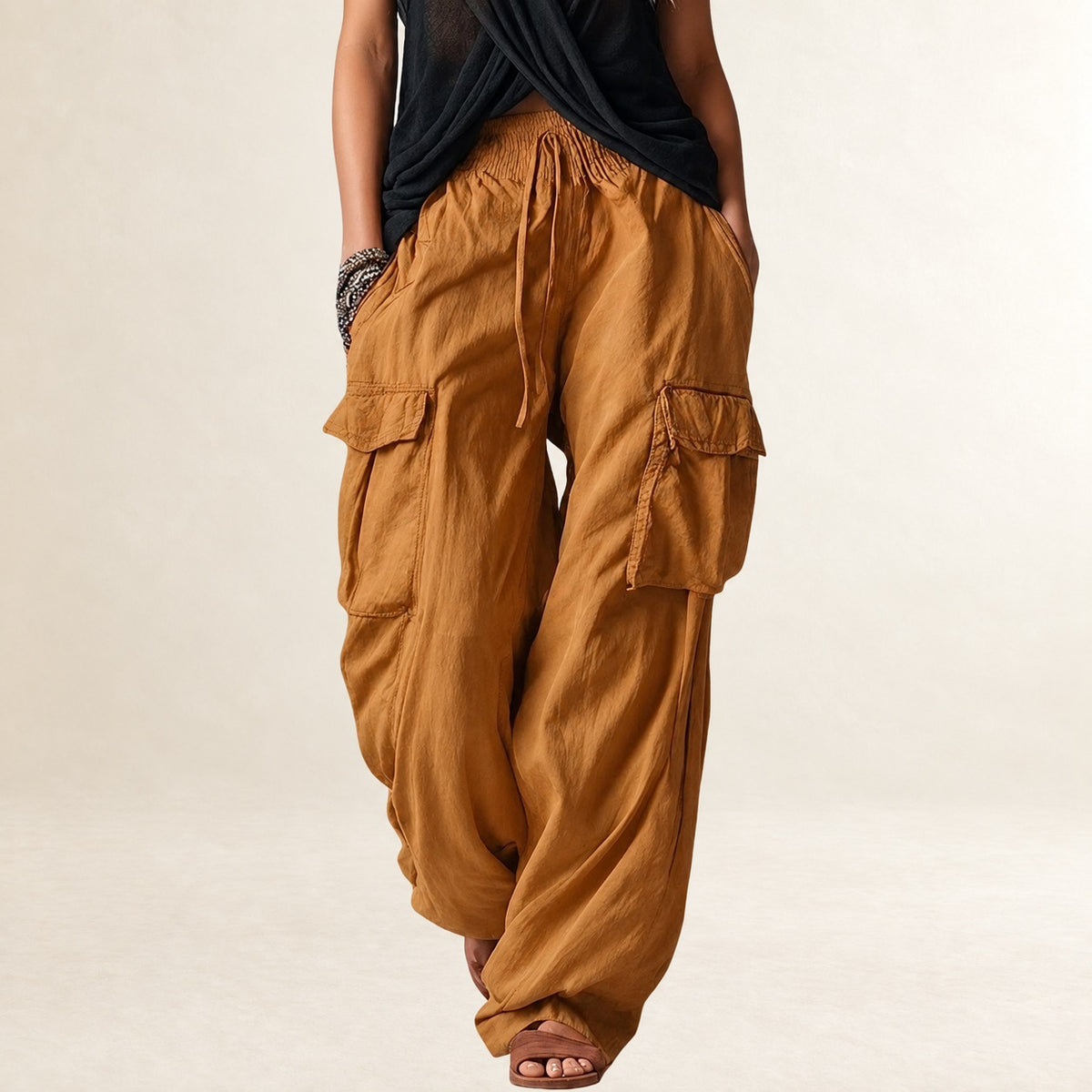 Pantalons cargo pour femmes à taille à cordon et coupe décontractée