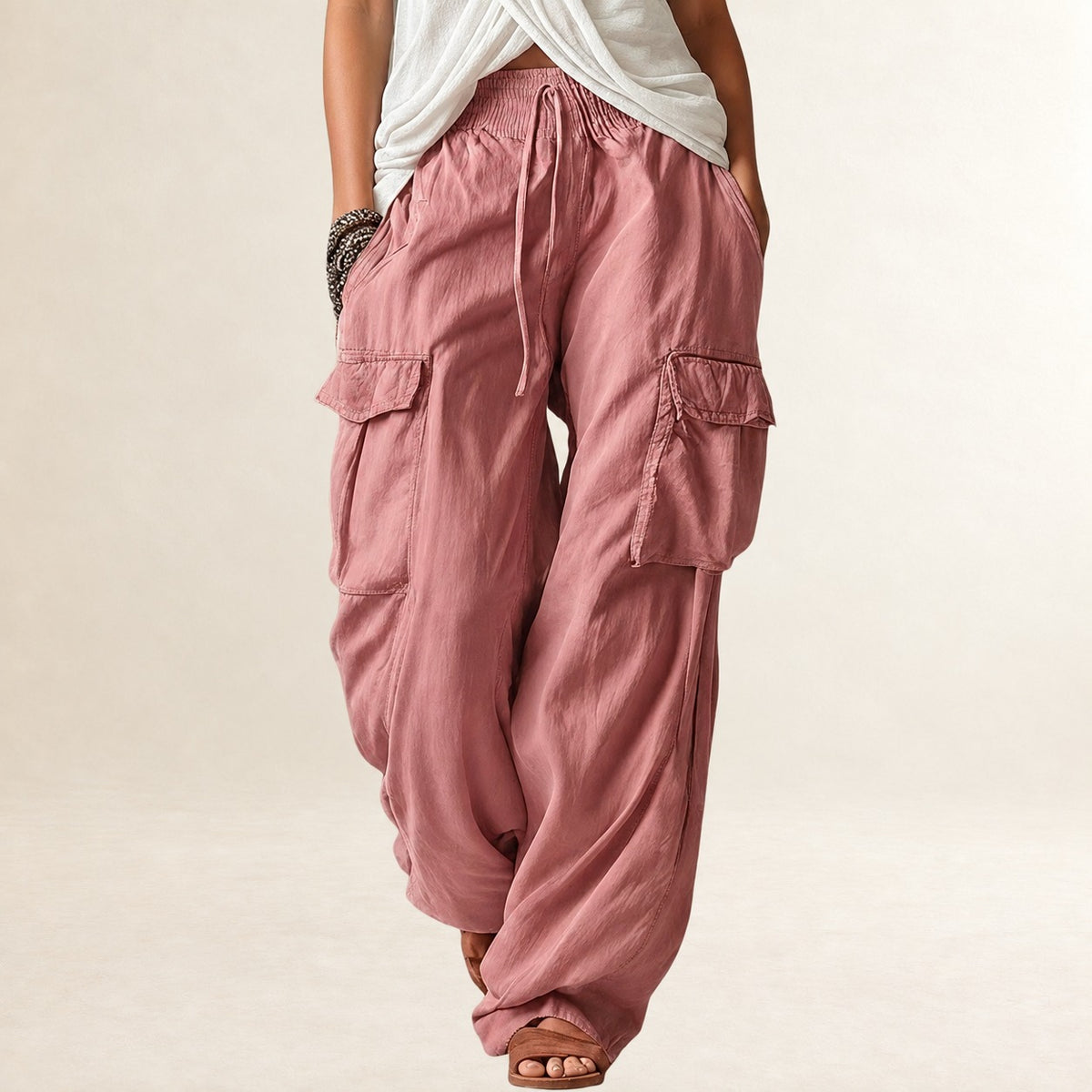 Pantalons cargo pour femmes à taille à cordon et coupe décontractée