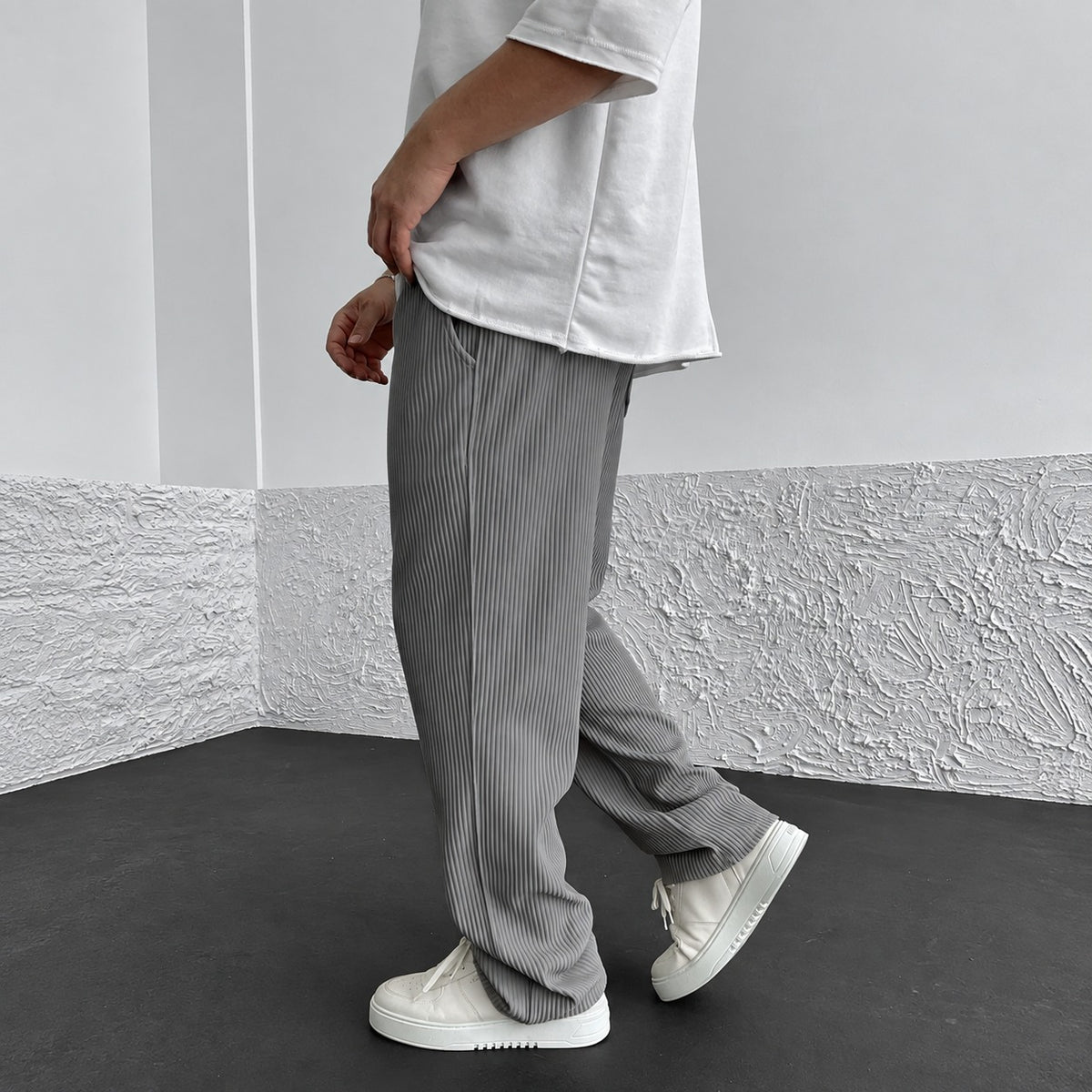 Pantalons en côtelé pour hommes coupe ample taille élastique avec cordon de serrage