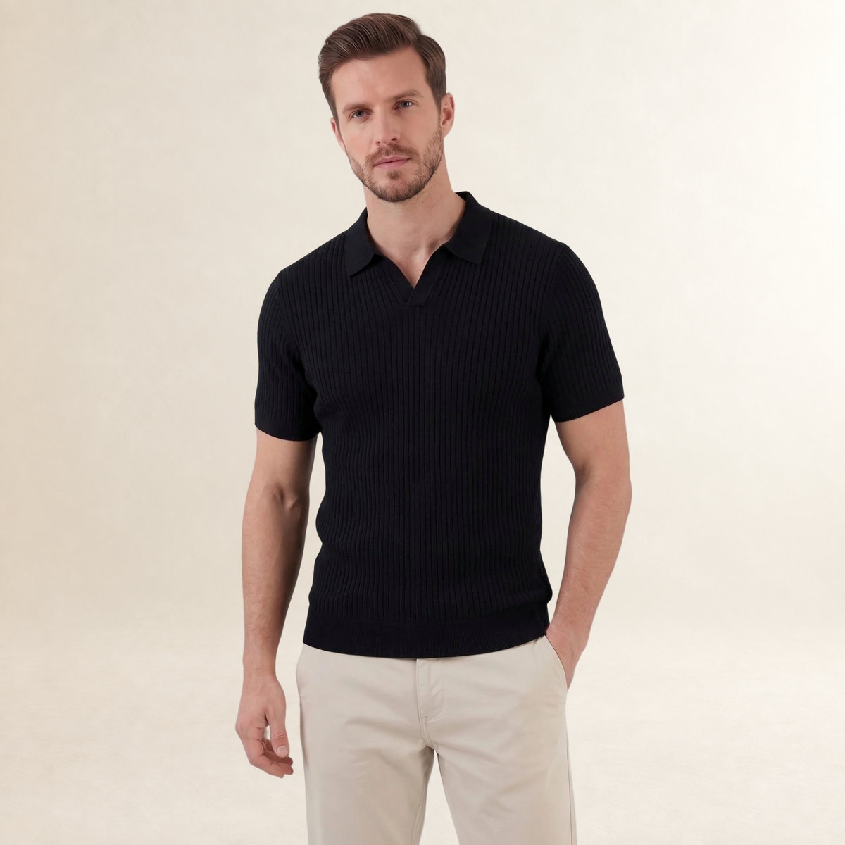 Polo homme à manches courtes, coupe classique et boutonnière