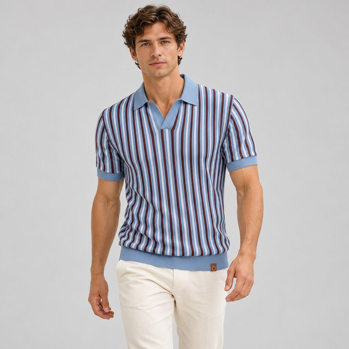 Polos pour hommes à manches courtes col V rayé coupe ajustée