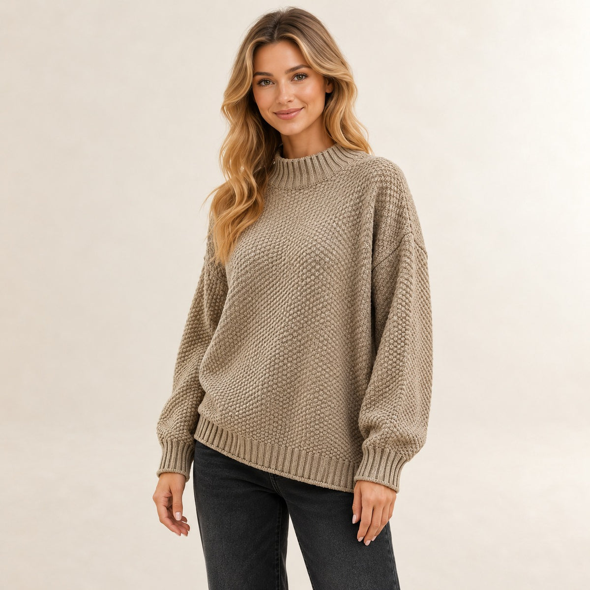 Pull femme à col montant côtelé et point texturé, manches raglan, coupe décontractée