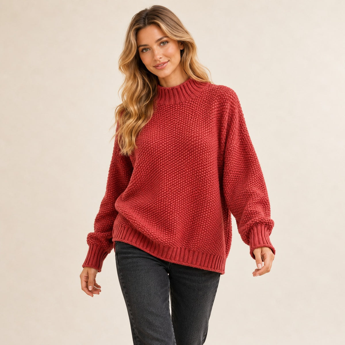 Pull femme à col montant côtelé et point texturé, manches raglan, coupe décontractée