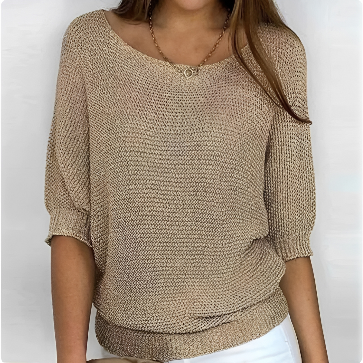 Pull femme à col rond, manches 3/4, coupe ample, bas et poignets côtés