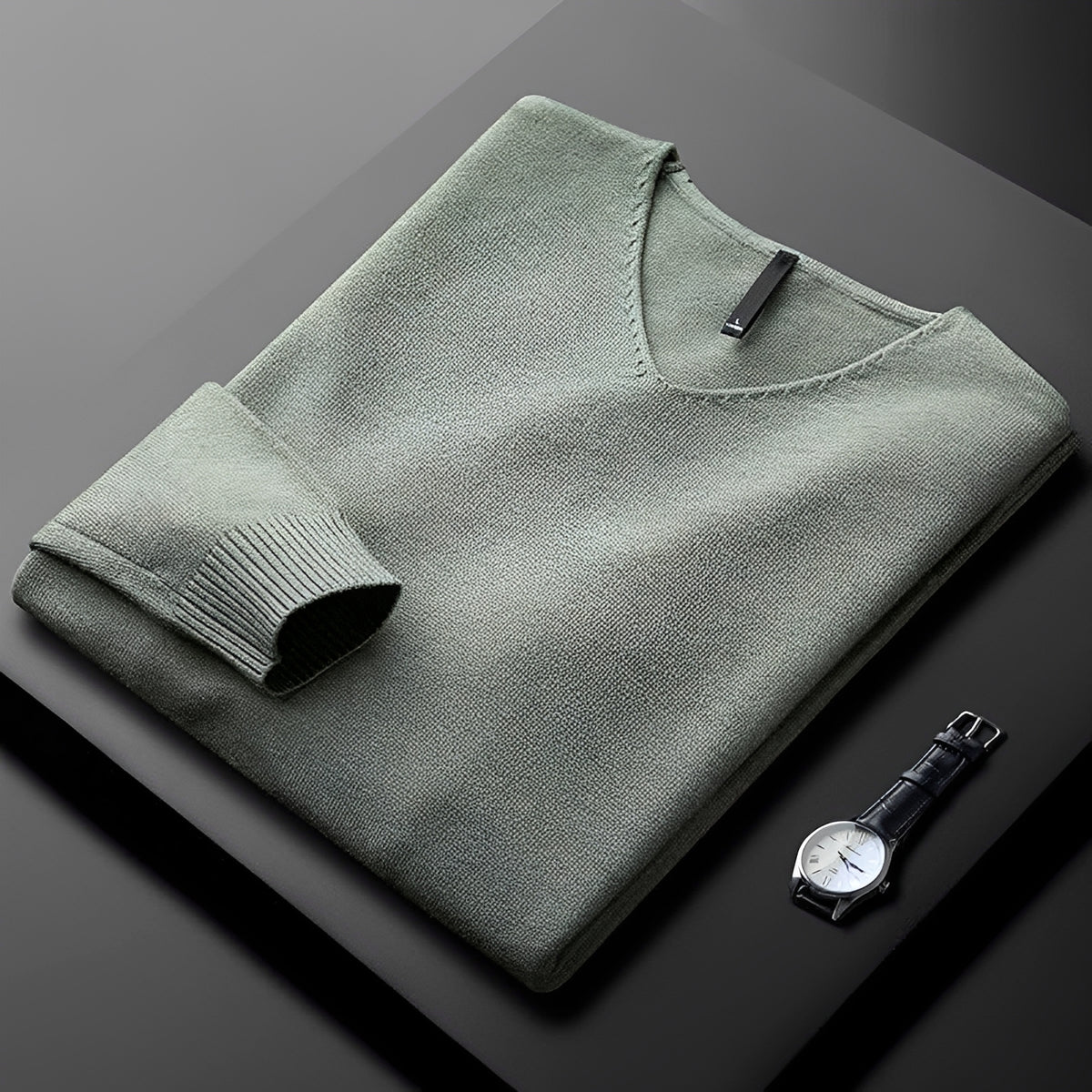 Pull homme col V classique ajusté à manches longues