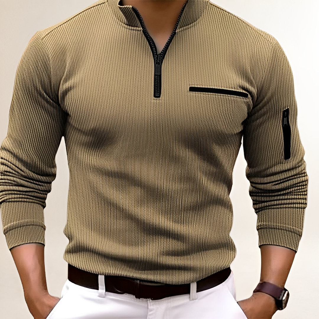 Pull homme à col zippé avec poche poitrine - design côtelé, coupe slim