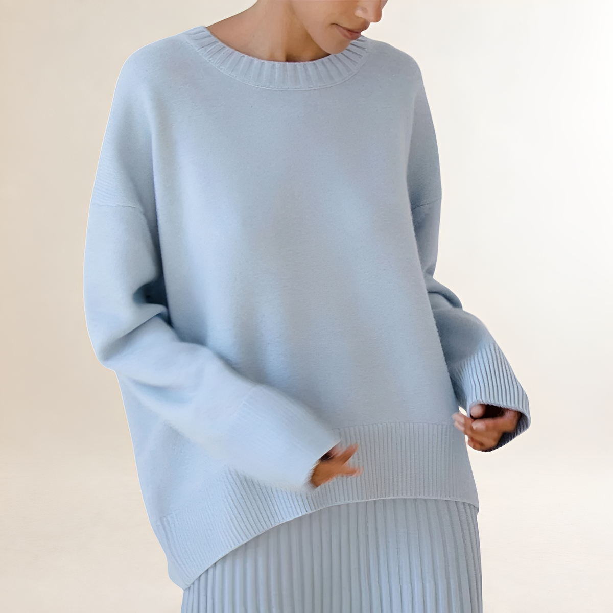 Pull-over femme oversize à col rond manches longues silhouette décontractée