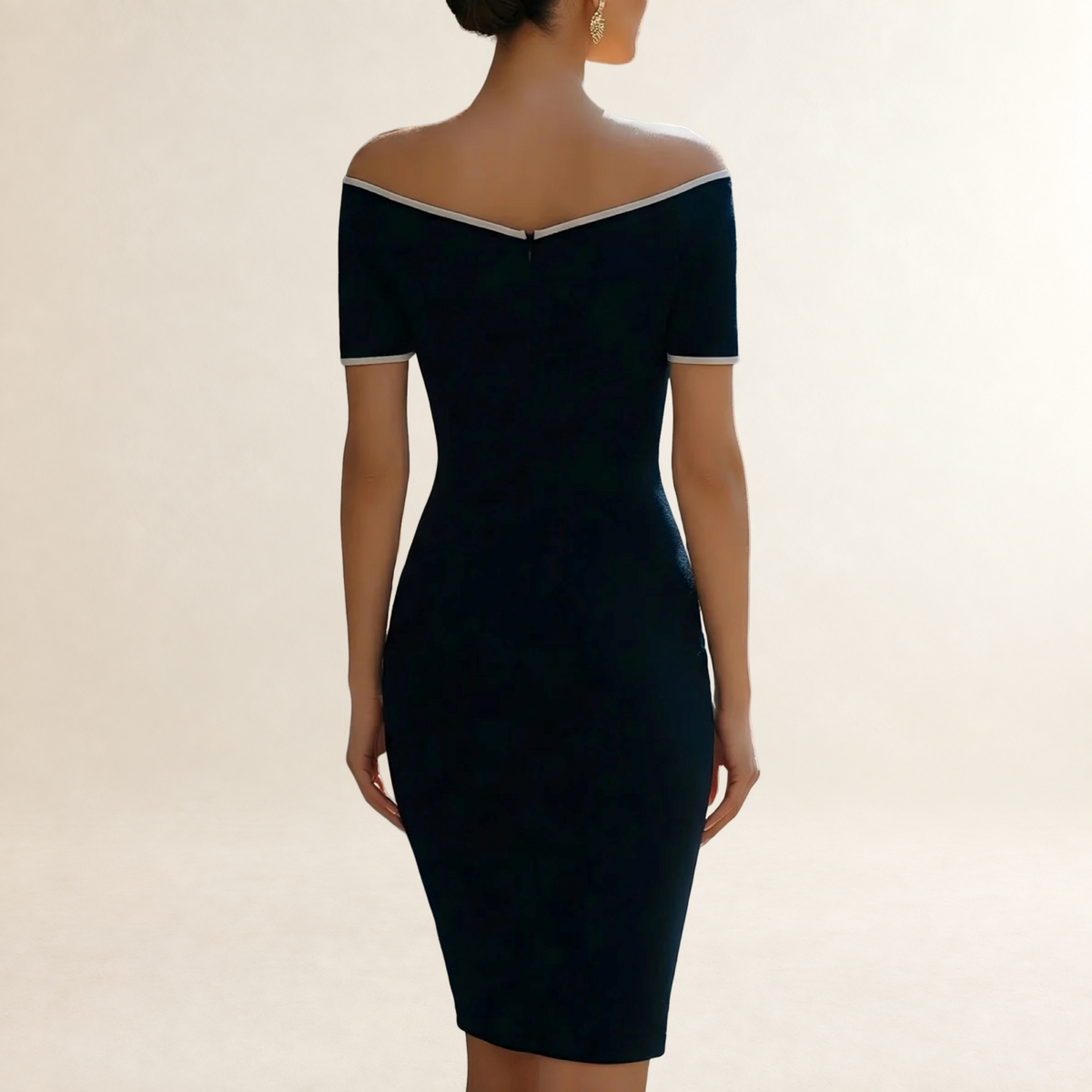 Robe courte femme à manches courtes, épaules dénudées, coupe ajustée, contraste