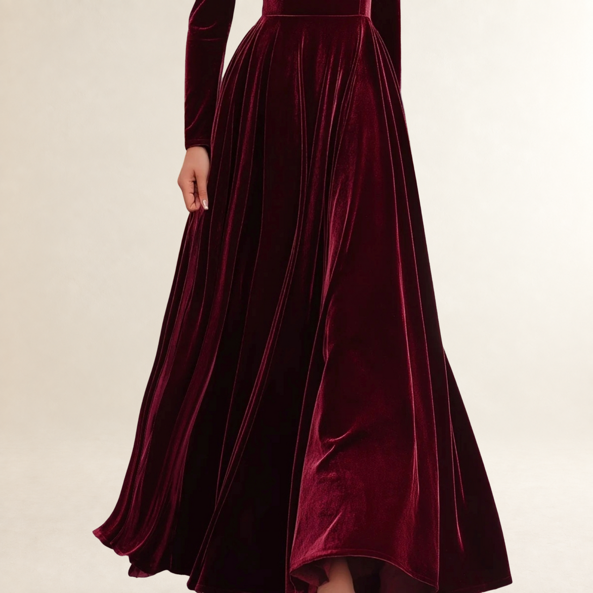 Robe longue femme à manches longues et col haut silhouette ajustée