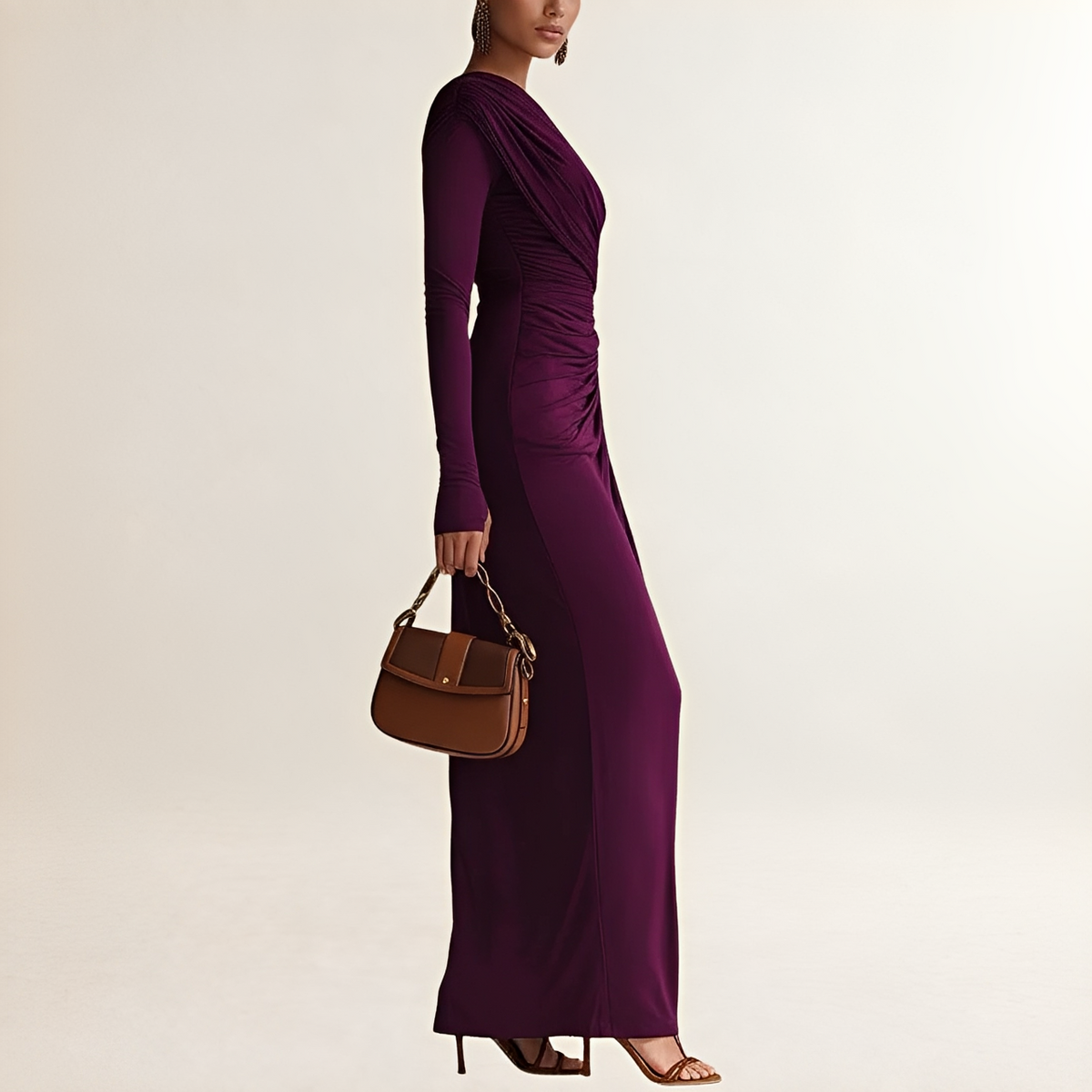 Robe longue femme à épaule nue - taille drapée et fente côté