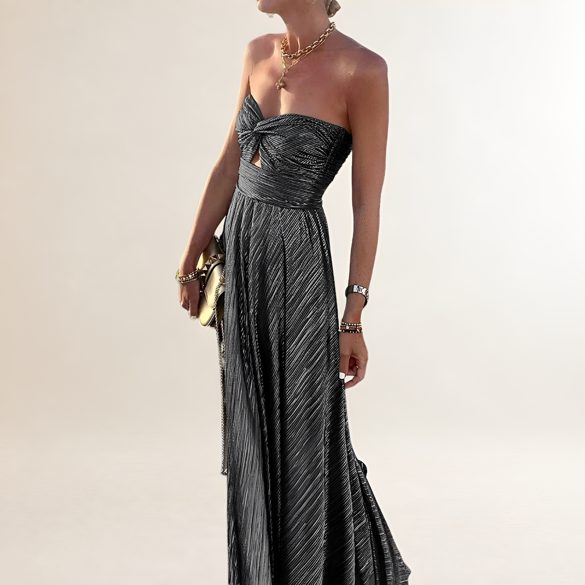 Robe maxi sans bretelles femme, décolleté en cœur torsadé avec ouverture en clé sur le corsage, jupe évasée plissée