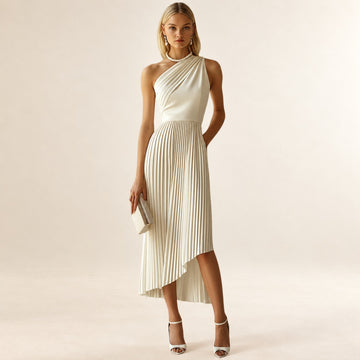 Robe midi pour femmes à épaule nue, plissée et à ourlet haut-bas
