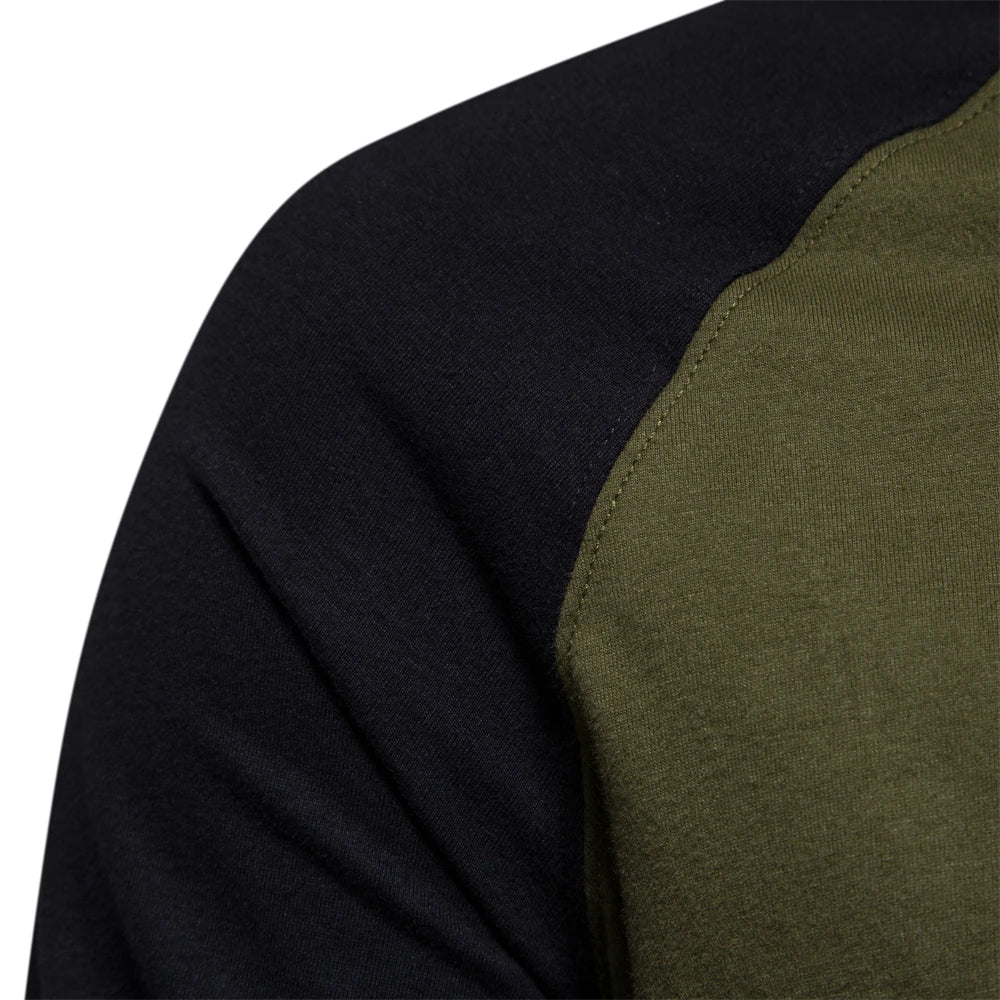T-shirt raglan à manches longues pour hommes - manches contrastées, col ras du cou, coupe ajustée, logo poitrine