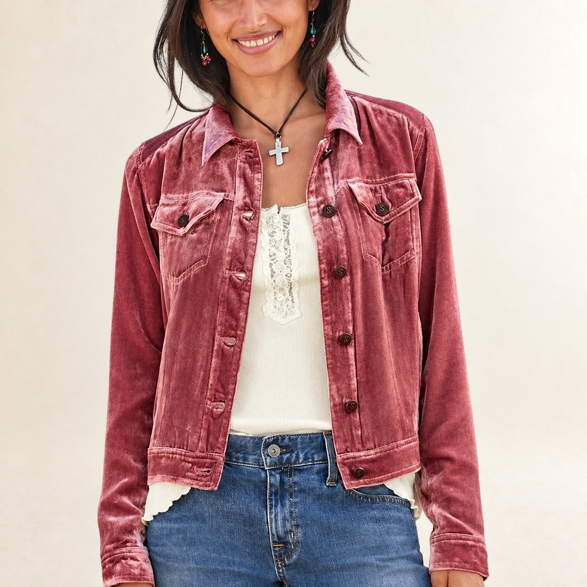 Veste-chemise femme à boutons, col chemise et poches poitrine à rabat