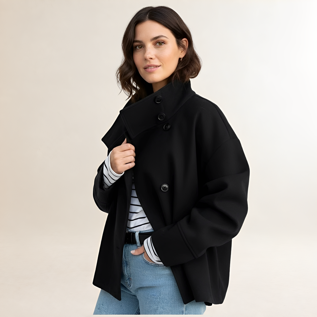 Veste courte femme col haut fermeture double bouton coupe décontractée