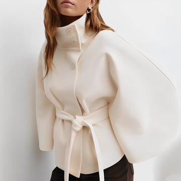 Veste femme cape à col haut et fermeture bouton avec ceinture coupe décontractée