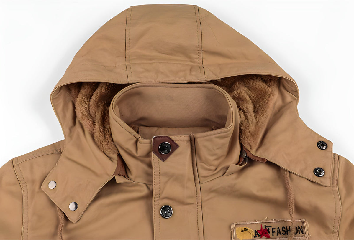 Veste militaire pour hommes à coupe structurée, multiples poches et fermeture bouton et zippée
