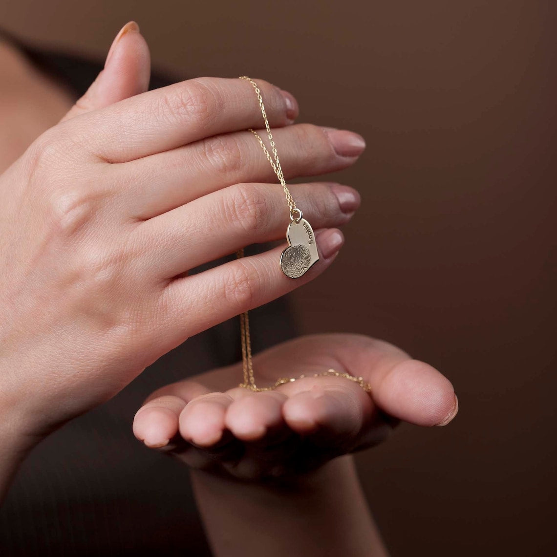 Empreinte digitale en forme de cœur - Collier avec nom personnalisé