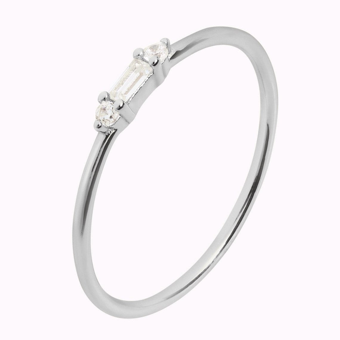 Baguette Petite - Bague ronde CZ délicate