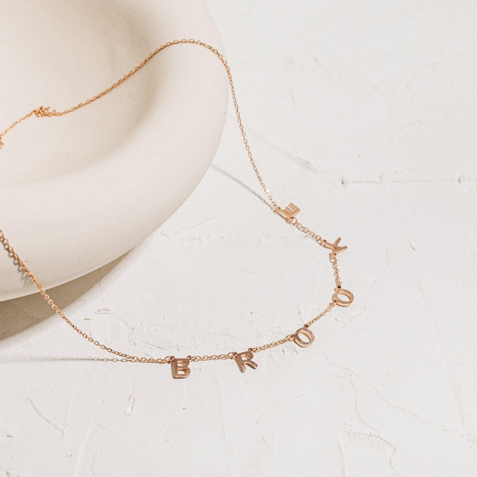 Collier avec nom de lettres - Collier de nom personnalisé