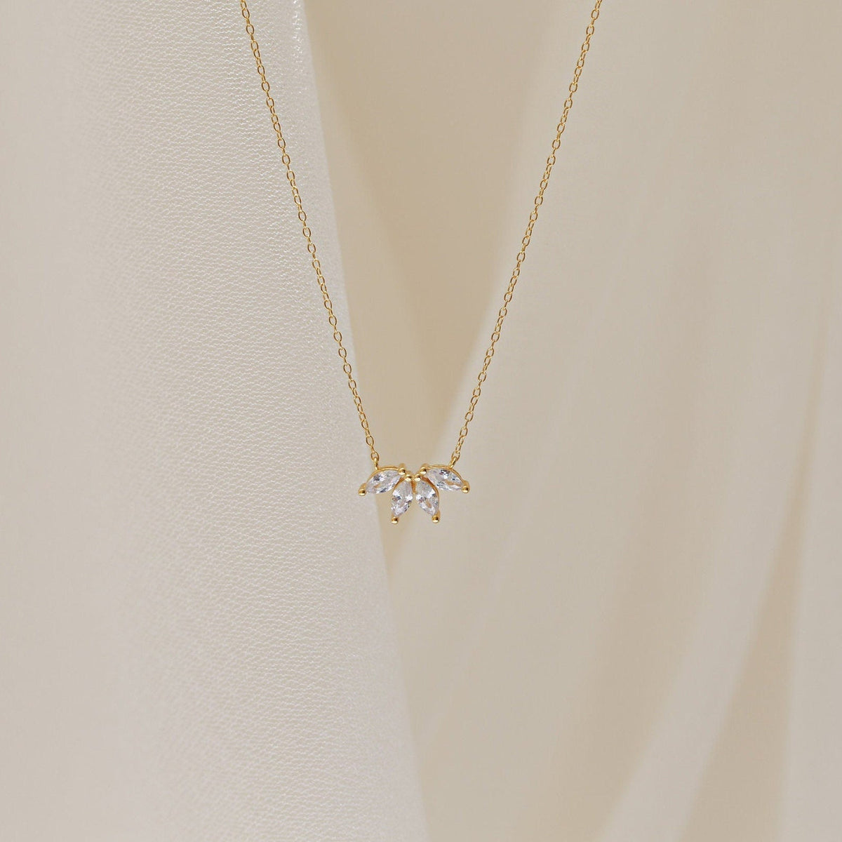 Collier en diamant marquise - Incrustation de pierre marquise