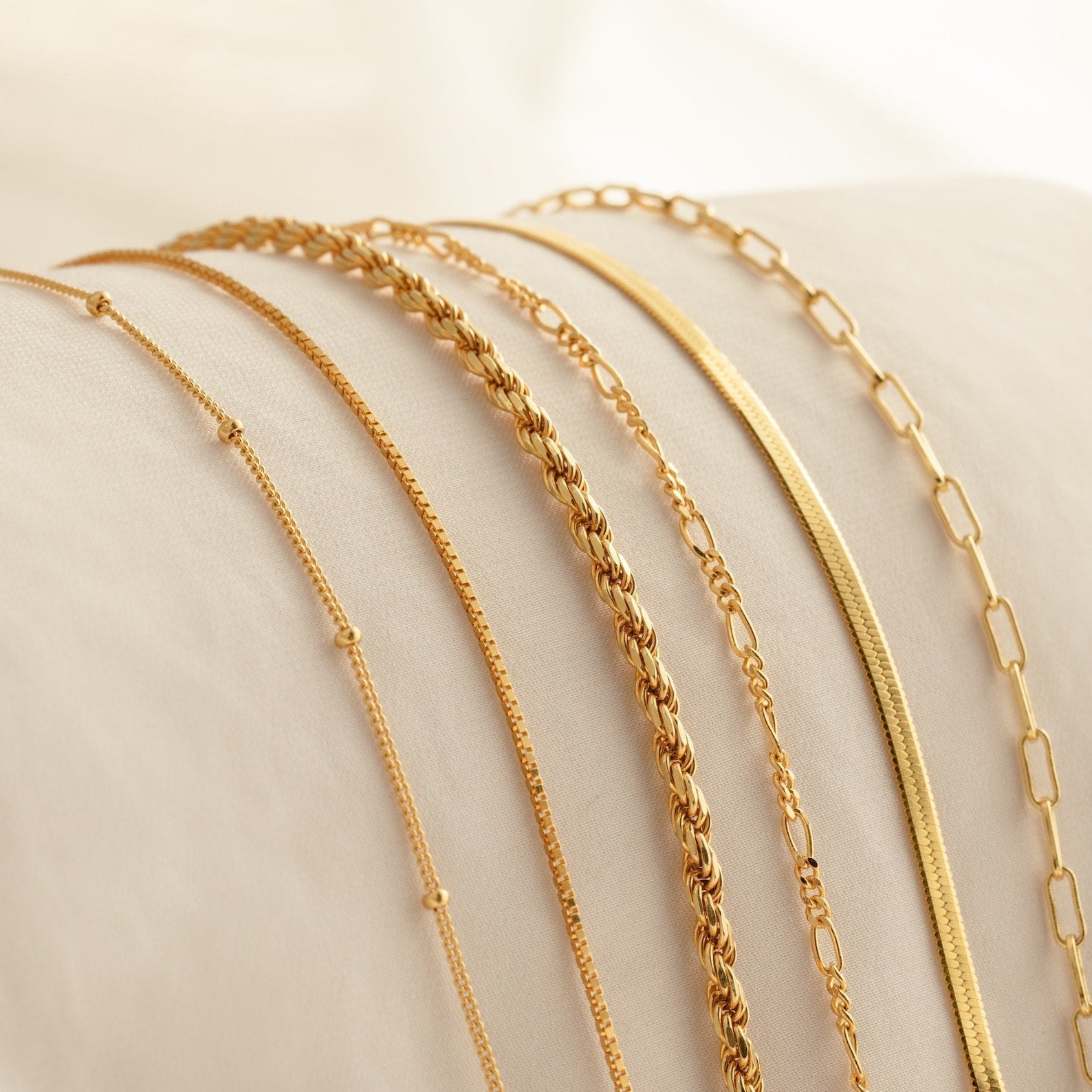 Bracelets en chaîne - bracelets minimalistes en couches