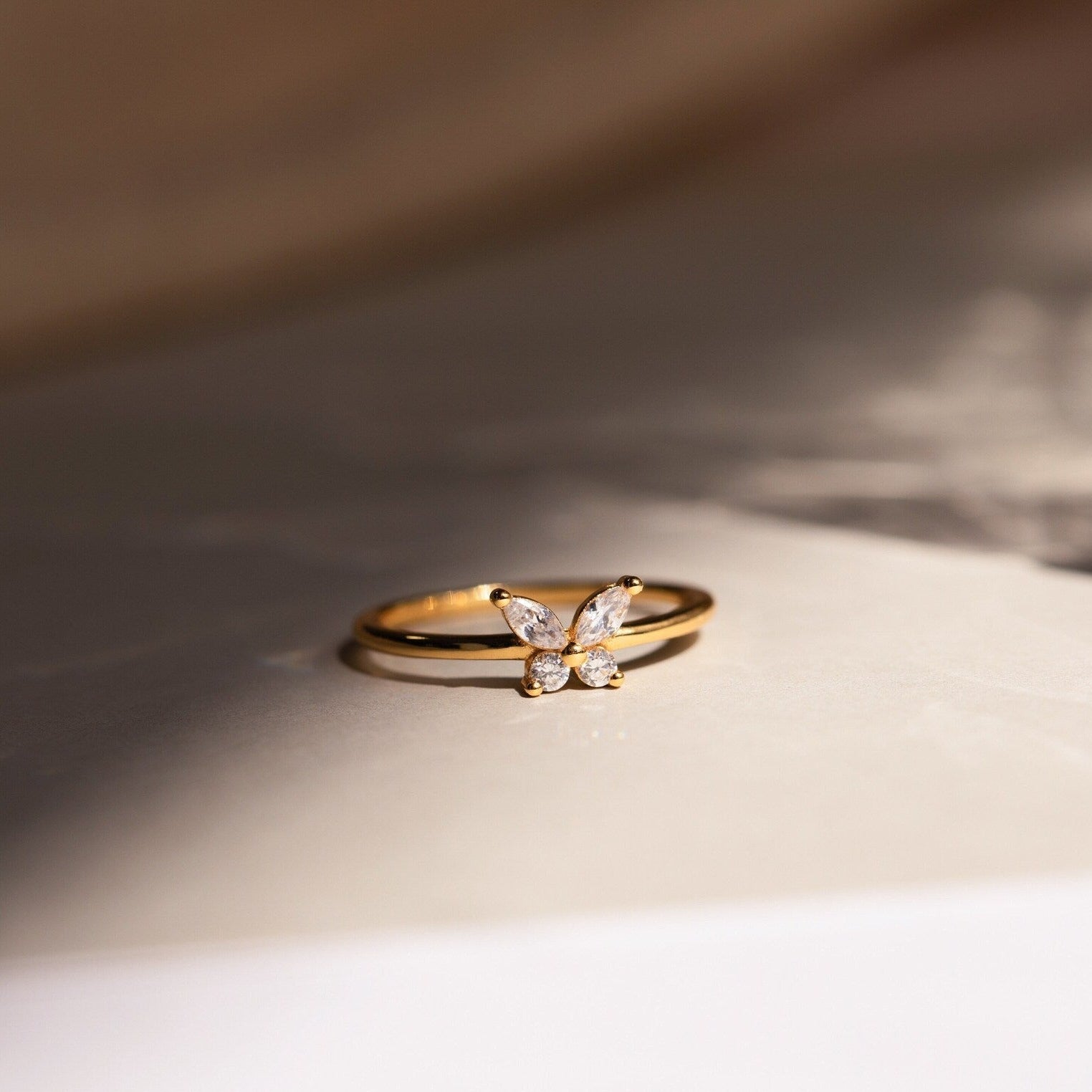Papillon – Élégante bague de diamants