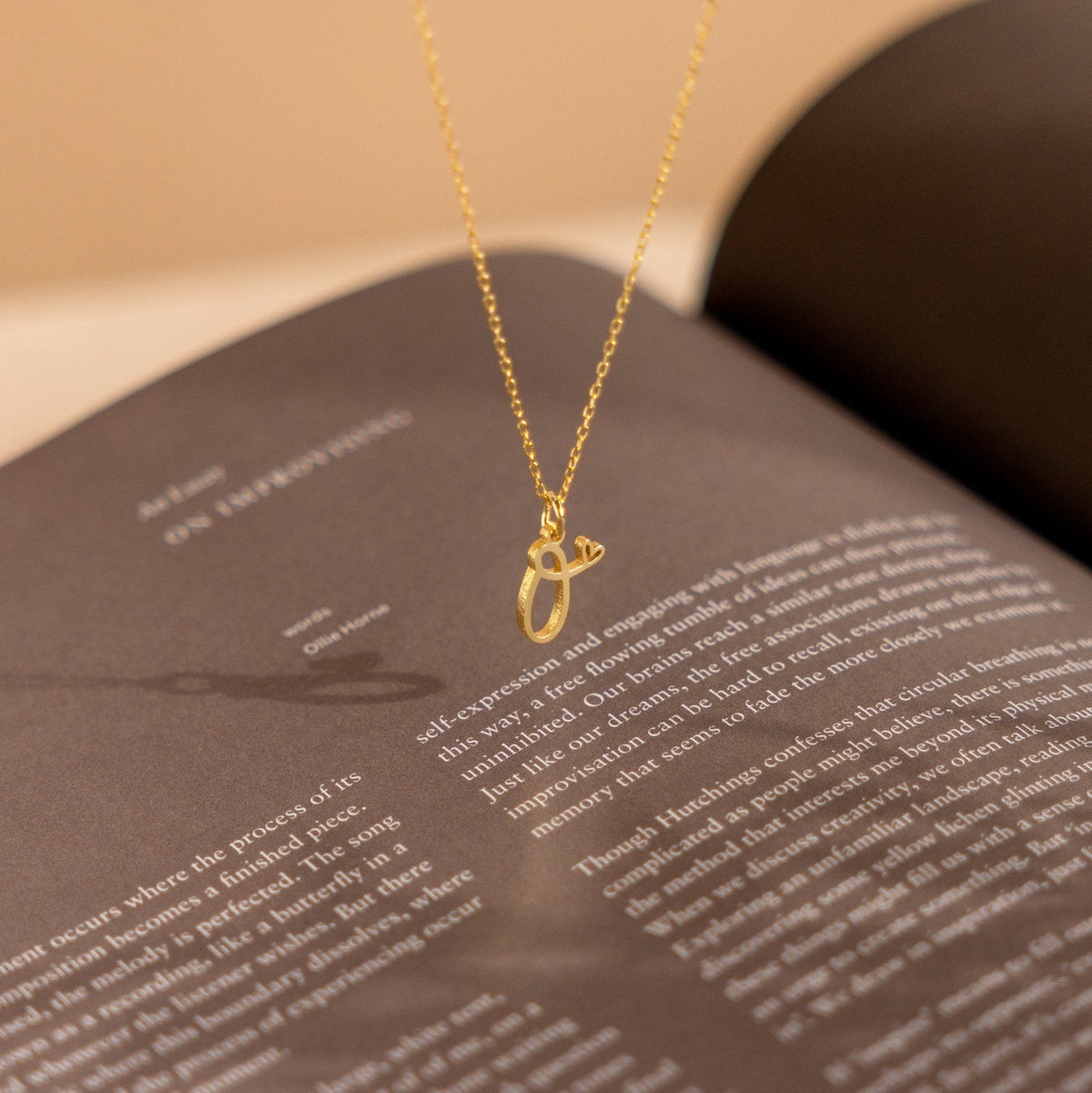 Collier de lettres - Initiales personnalisées avec cœur
