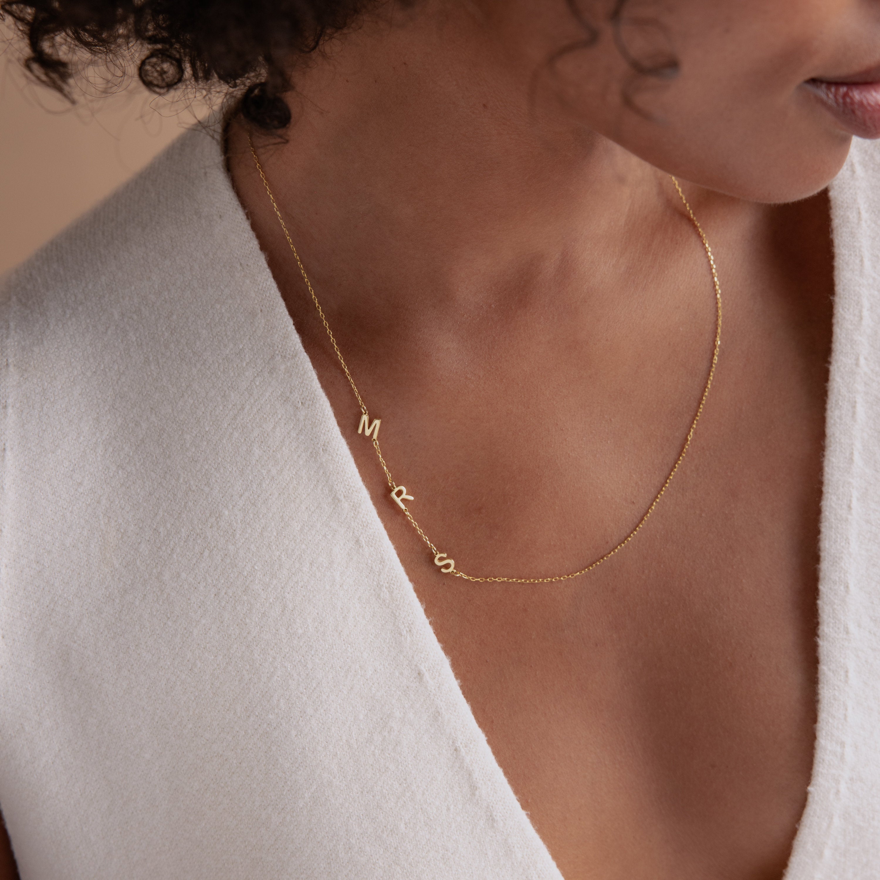 Collier avec initiales latérales - Collier de lettres individuelles